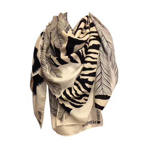 black and white hermes sacrf|Choosing a Scarf: A Black and White Hermes .